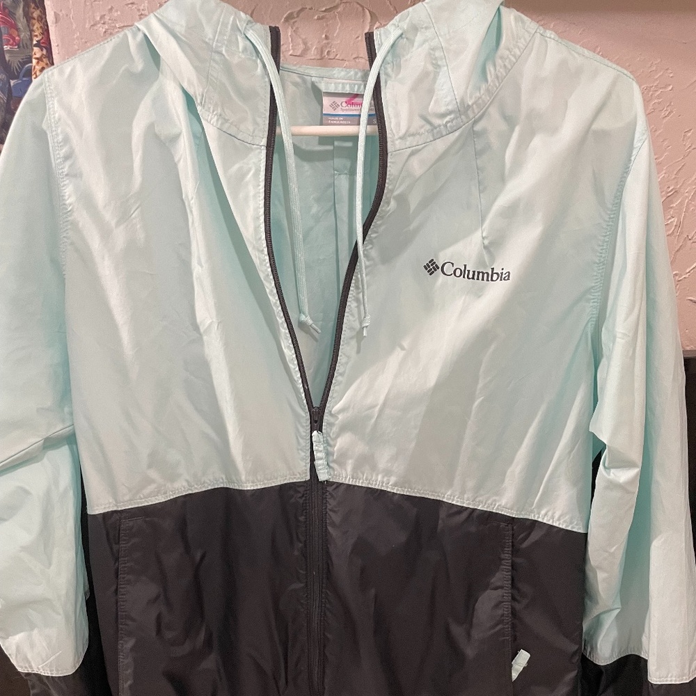 Columbia rain wind jacket